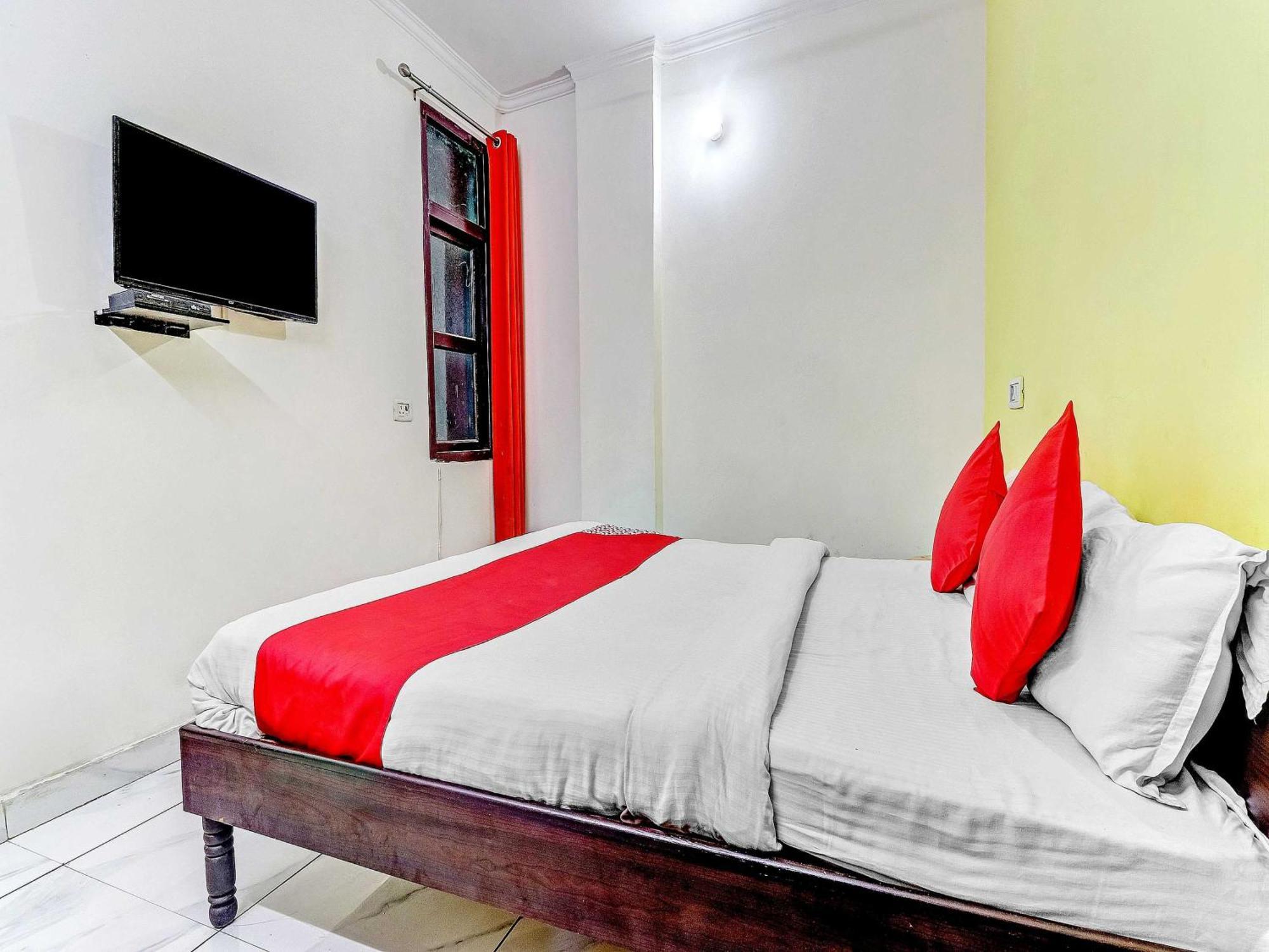 Hotel O Cozy Stay Delhi  Eksteriør billede