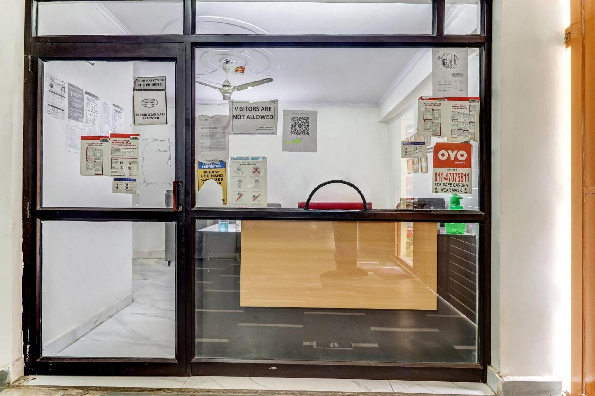 Hotel O Cozy Stay Delhi  Eksteriør billede
