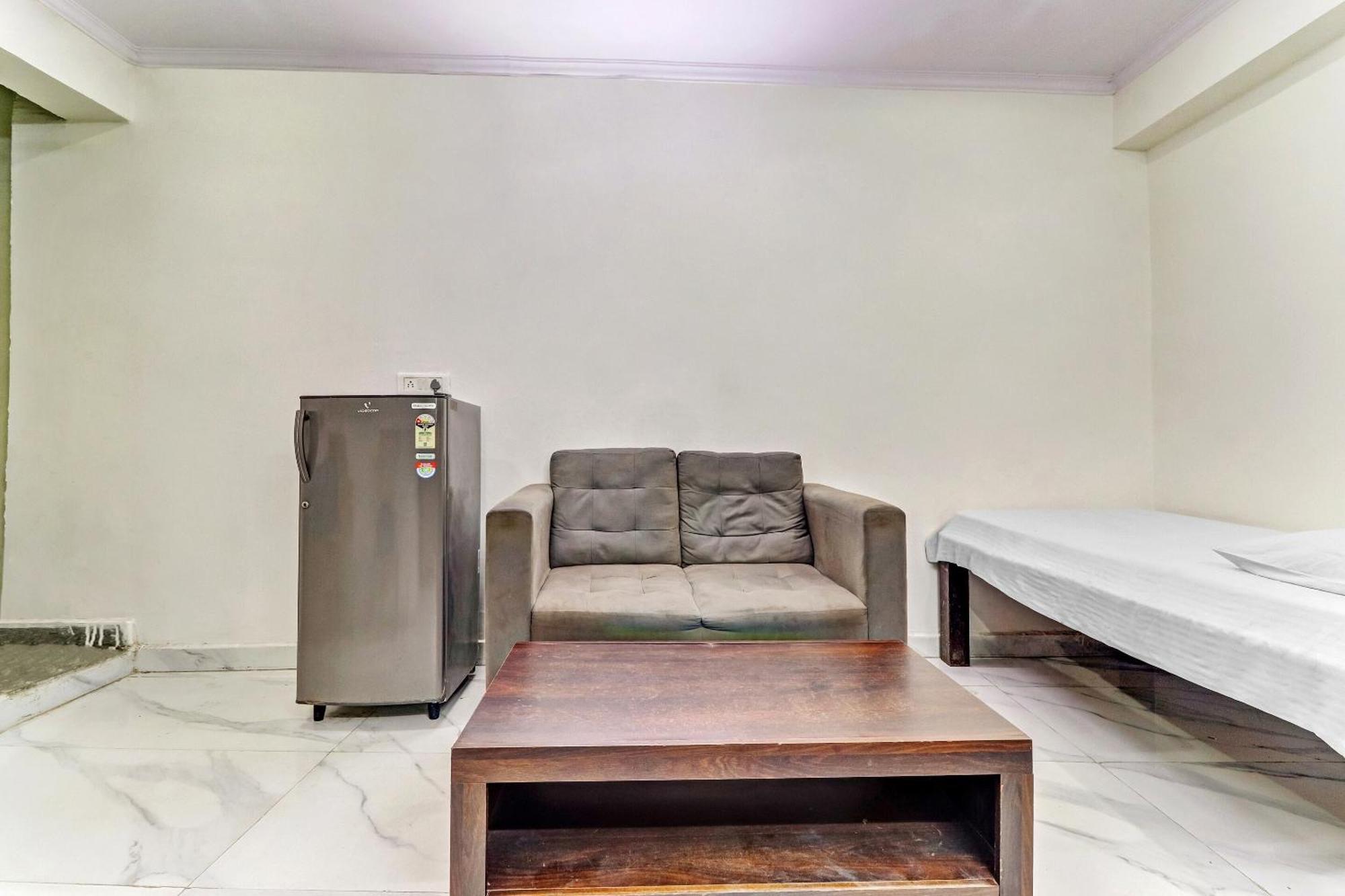 Hotel O Cozy Stay Delhi  Eksteriør billede
