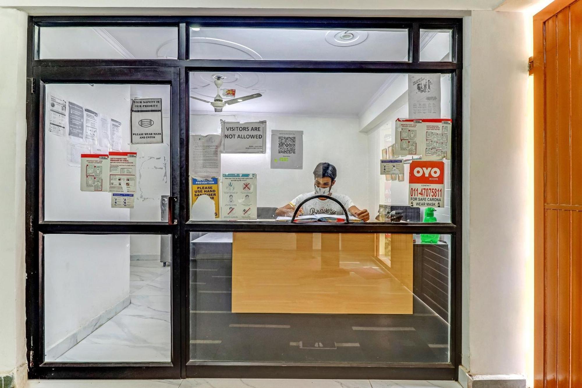 Hotel O Cozy Stay Delhi  Eksteriør billede